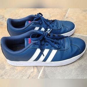 Adidas men's tennis shoes 👟